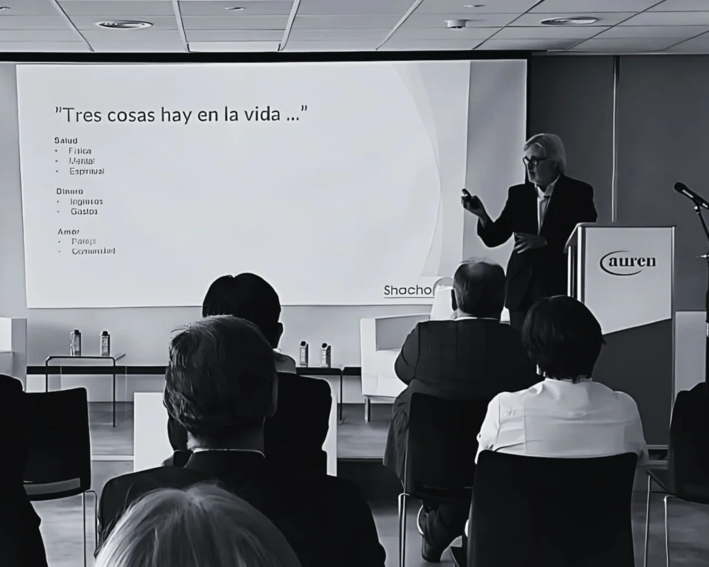 Charla sobre Agenda 100 de Mariano Llanas